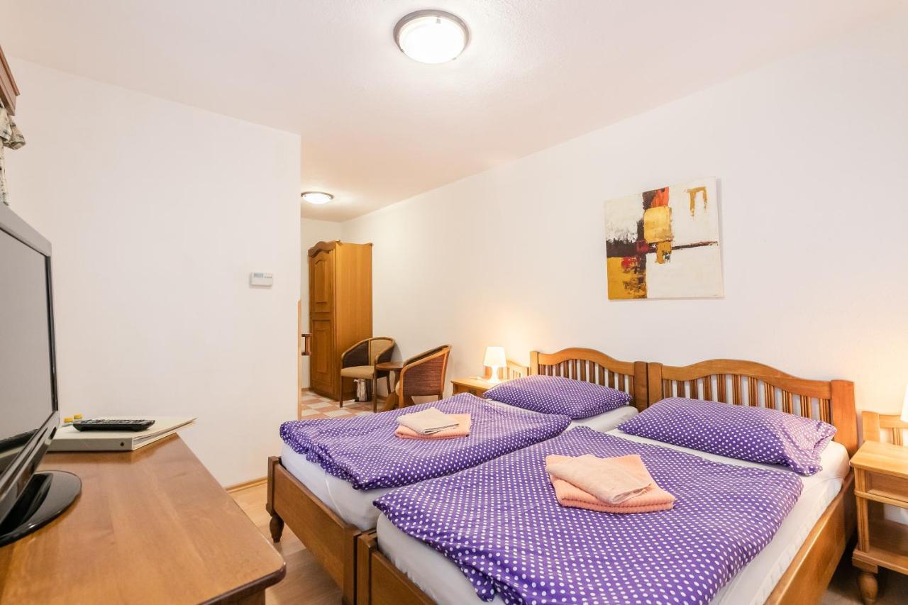 Hotel Perla Jizery Josefuv Dul Bagian luar foto
