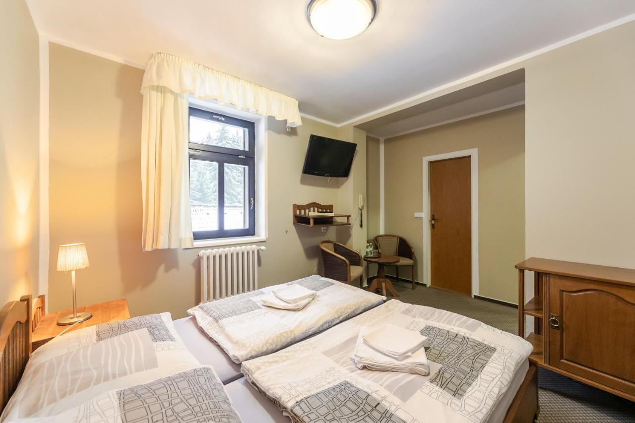 Hotel Perla Jizery Josefuv Dul Bagian luar foto