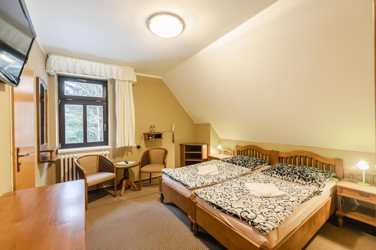 Hotel Perla Jizery Josefuv Dul Bagian luar foto